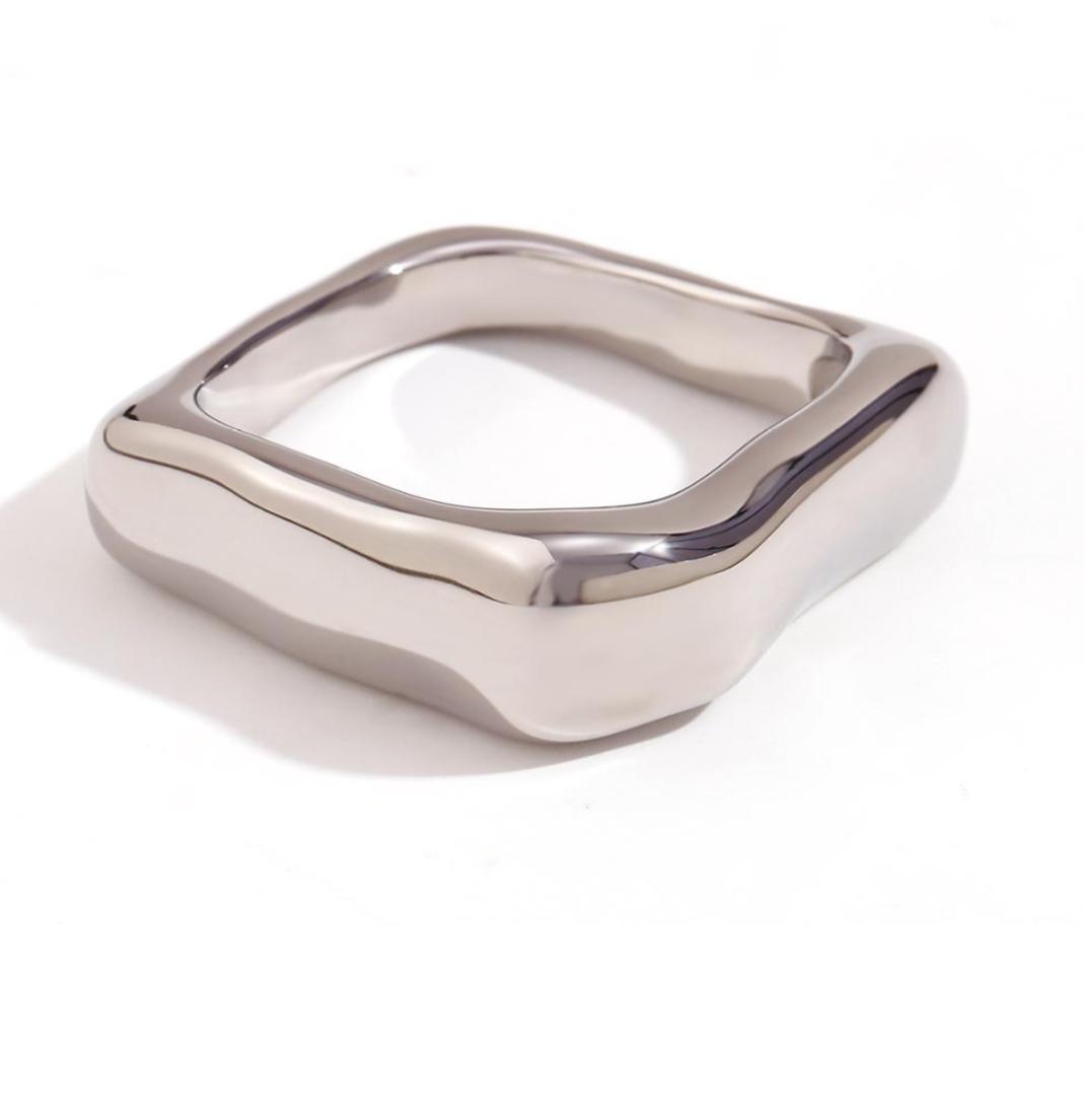 Nata Ring Silver