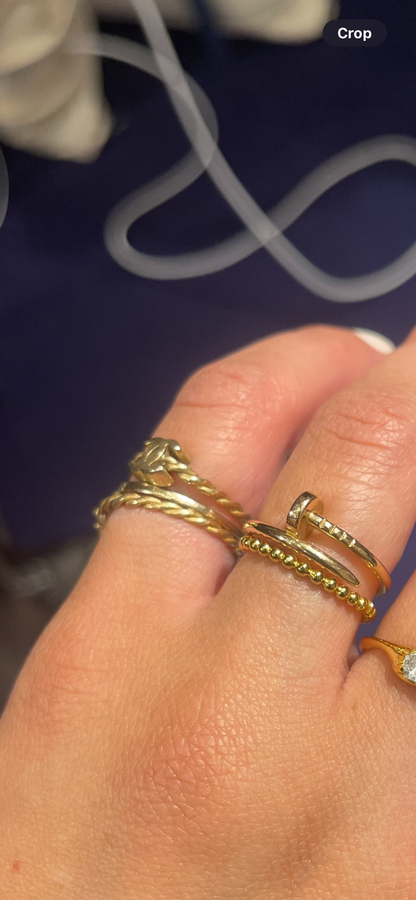 Dotted Ring Gold
