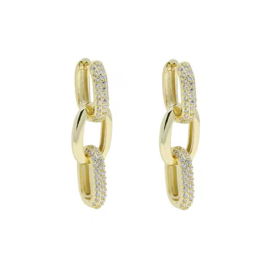 Motif Earrings Gold